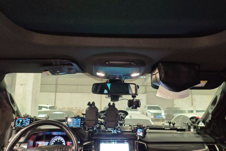 Used Ford Everest 2017 2.0T Gasoline Automatic 4x4 Flagship Edition 7 Seats