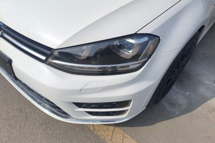 Used Volkswagen Golf 2016 1.4TSI Automatic R-Line
