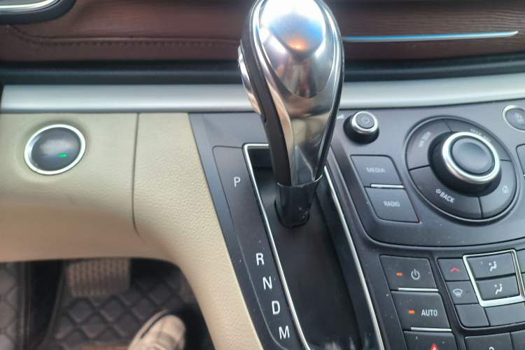 Used Buick GL8 2017 25S Luxury Version China V Standard