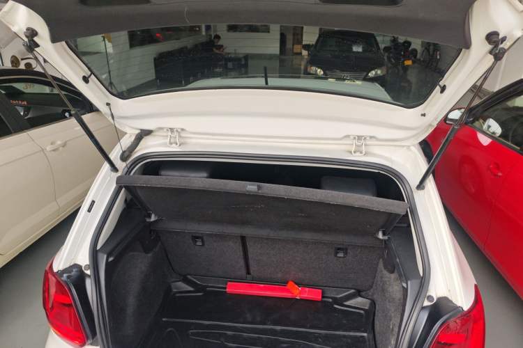 Used Volkswagen Polo 2018 1.5L Automatic Enjoyment Model Trunk