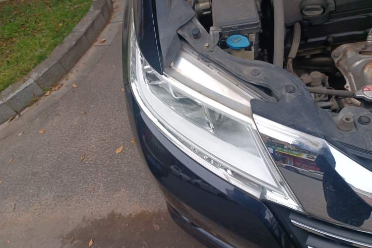 Used Honda Odyssey 2017 2.4L Smart Edition Right Front Headlight