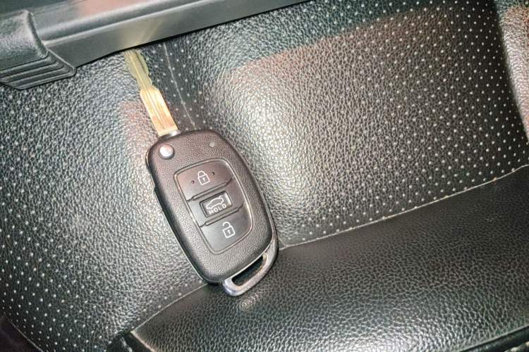 Used Hyundai Elantra (6th Generation / Lingdong) 2016 1.6L Automatic ZhiXuan – Elite Version
