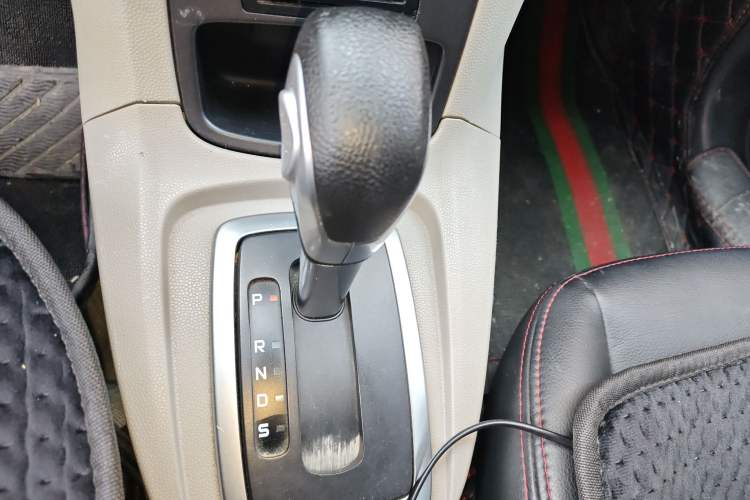 Used Ford Fiesta 2013 Sedan 1.5L Automatic Fashion Edition
