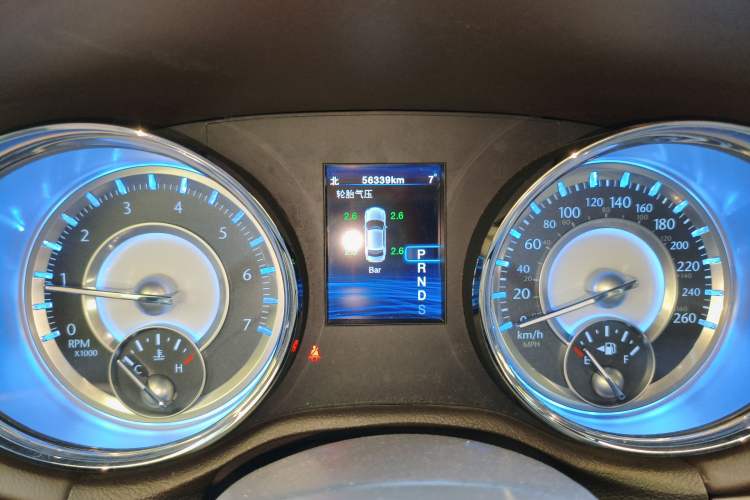 Used Chrysler 300C 2014 3.0L Excellence Edition