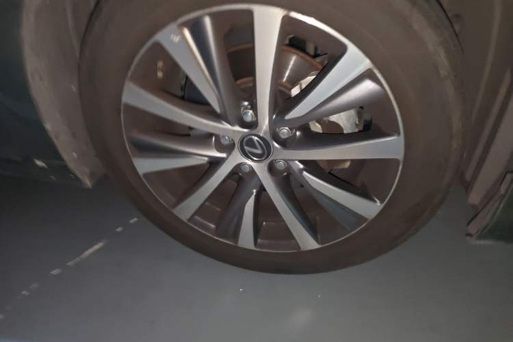 Used Lexus ES 2020 200 Excellence Edition