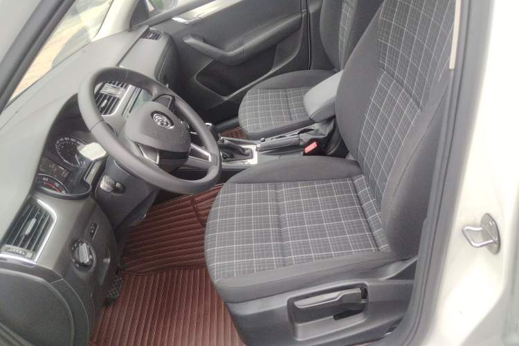 Used Skoda Octavia 2018 1.6L Automatic Comfort Edition
