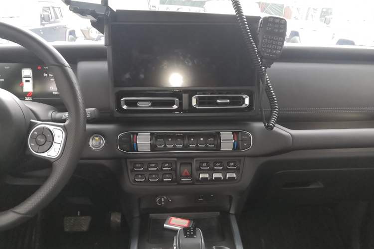 Used 212 T01 2025 2.0T Changfeng
