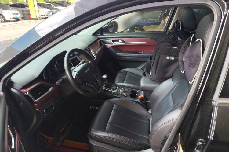 Used Haval H6 Coupe 2019 1.5T Automatic Two-Wheel Drive Ultra-Luxury Smart Connectivity Version China V Emission Standard