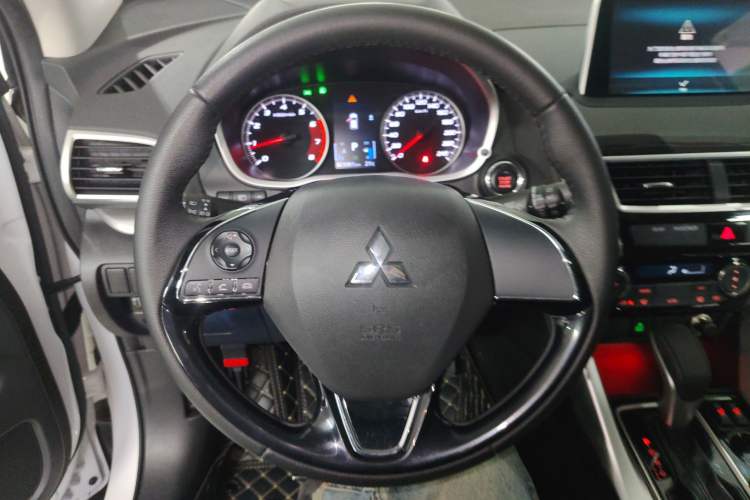 Used Mitsubishi Eclipse Cross 2019 1.5T CVT Two-Wheel Drive Dream Edition China VI Standard