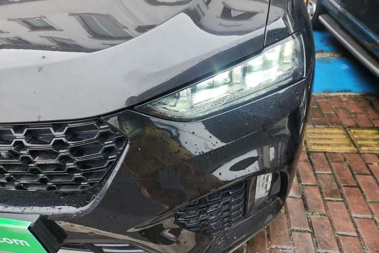 Used Wey VV7 2017 2.0T Ultra-Luxury Version
