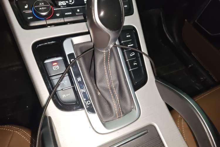 Used Geely Auto Emgrand X7 Sport 2016 1.8TD Automatic ZhiZun Version