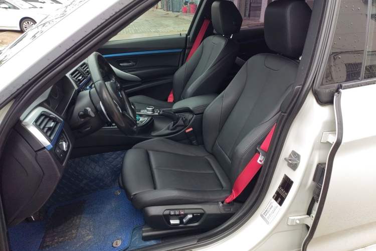 Used BMW 3 Series GT 2018 320i M Sport Edition