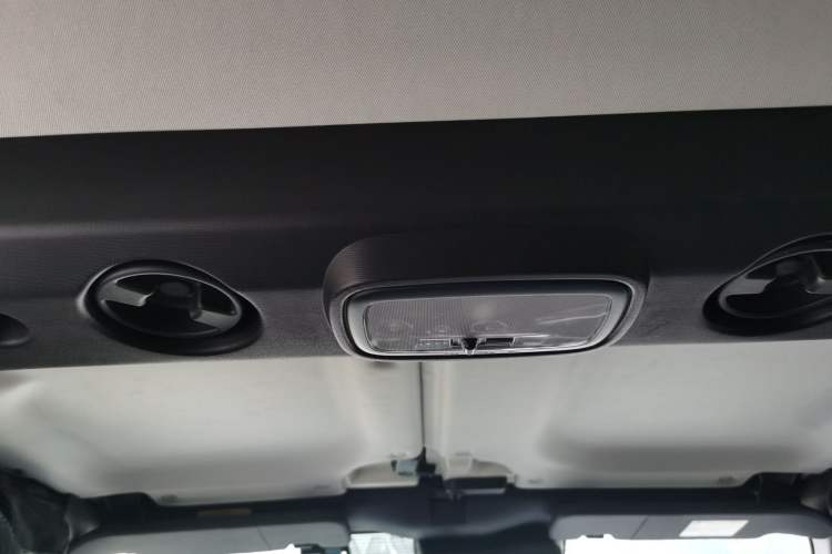 Used BAIC Off-Road BJ40 2018 PLUS 2.3T Automatic Four-Wheel Drive Flagship Version China V Emission Standard
