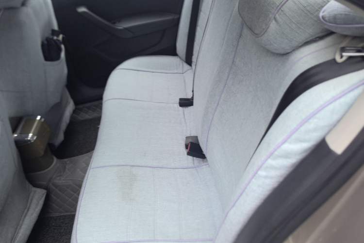 Used Skoda Rapid 2016 1.6L Manual Front-Wheel-Drive Version