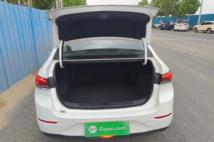 Used Buick GT 2021 Revised Version 1.3T Automatic Mild Hybrid Elite Edition Trunk