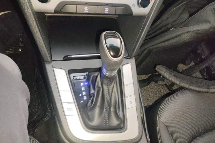 Used Hyundai Elantra (6th Generation / Lingdong) 2016 1.6L Automatic ZhiXuan – Elite Version