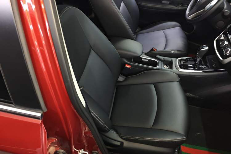 Used Nissan Tiida 2021 1.6L CVT Smart Drive Edition Right Front Seat