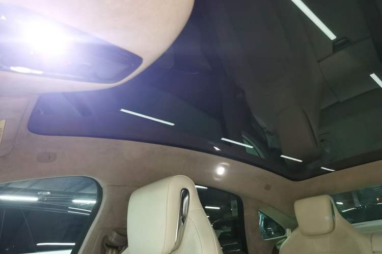 Used IM L7 2022 Pro Model Headliner