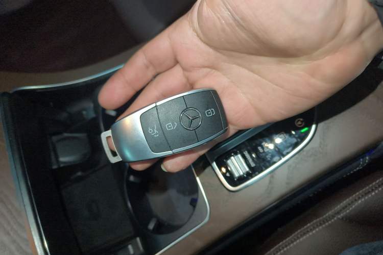 Used Mercedes-Benz GLC 2020 GLC 300 L 4MATIC Dynamic Edition
