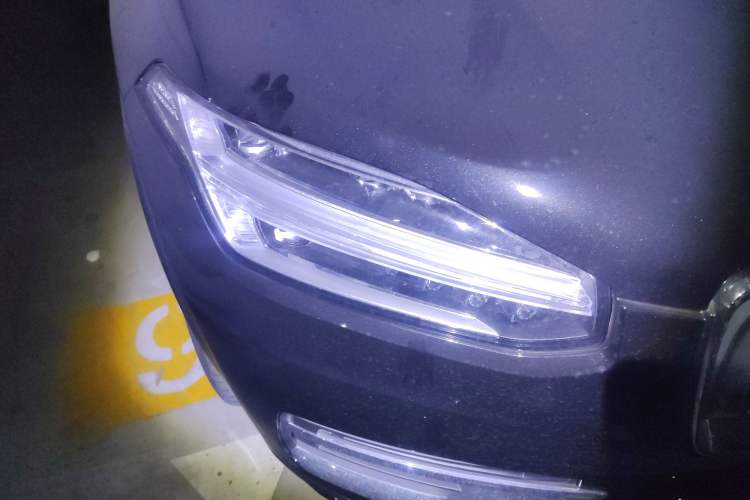 Used Volvo XC90 2024 B6 Zhiya Luxury 7-Seater
