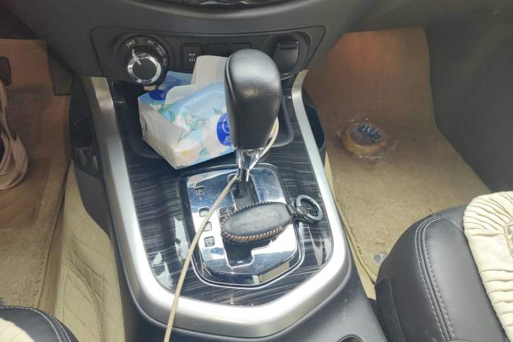 Used Nissan Terra 2020 2.5L XV 4WD Automatic Four-Wheel Drive Flagship Edition
