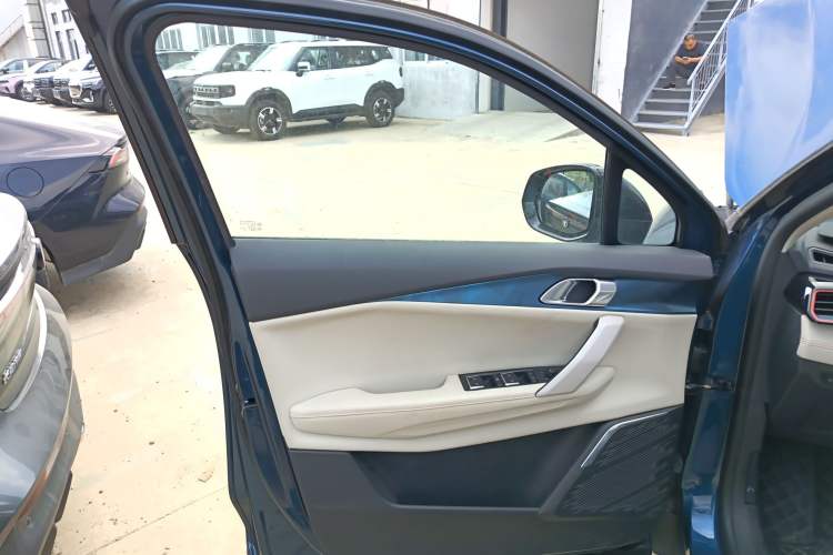 Used Lynk & Co 06 2020 1.5T YAO Halo