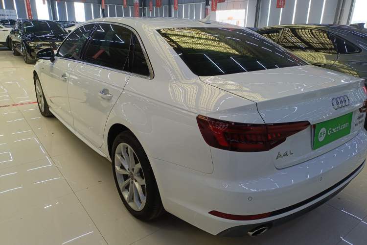 Used Audi A4L 2018 30th Anniversary Edition 40 TFSI Fashion Model