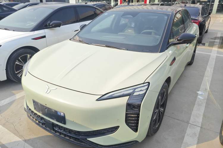 Used Hongqi EH7 2024 690 Pro
