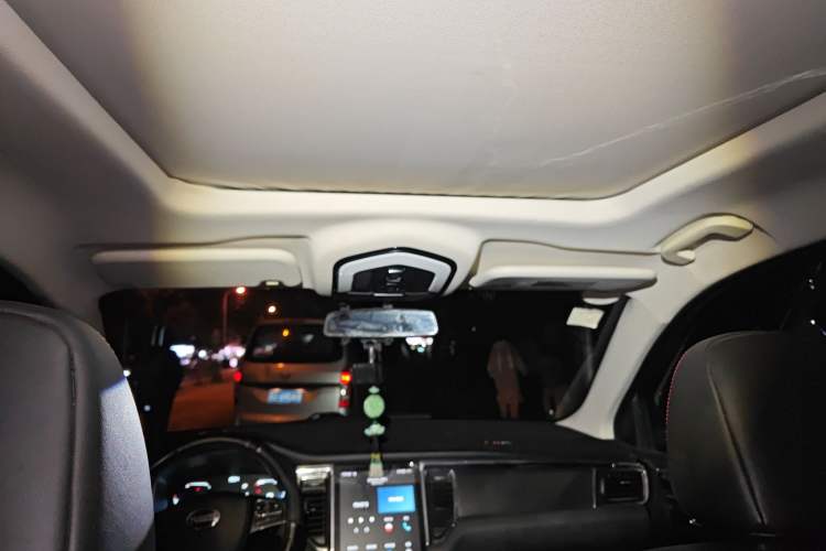 Used SWM G05 2021 PRO 2.0L Manual Elite 7-seater