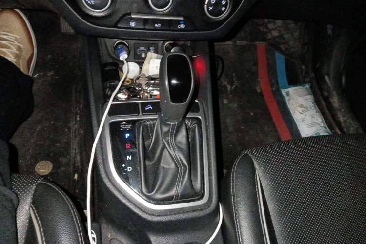 Used Hyundai ix25 2015 1.6L Automatic Two-Wheel Drive Smart GLS Trim