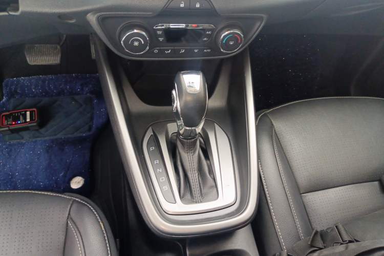 Used Ford Escort 2015 1.5L Automatic Fashion Model