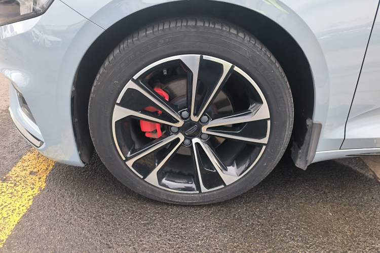 Used Geely Auto Preface 2021 2.0TD Space-Time Edition Hao Yue Left Front Wheel Hub