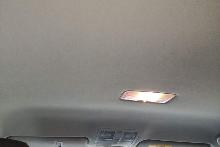 Used Toyota Reiz 2013 2.5S Elite Edition Headliner