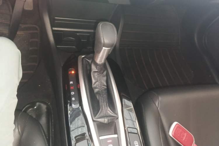 Used Honda Crider 2019 180 Turbo CVT Luxury Edition China VI Emission Standard Gear Lever