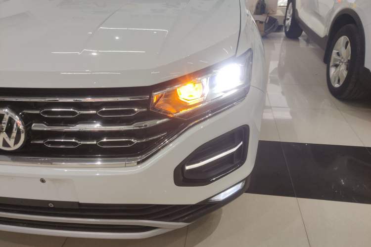 Used Volkswagen Tayron 2019 330TSI Two-Wheel Drive Luxury Model China VI Standard
