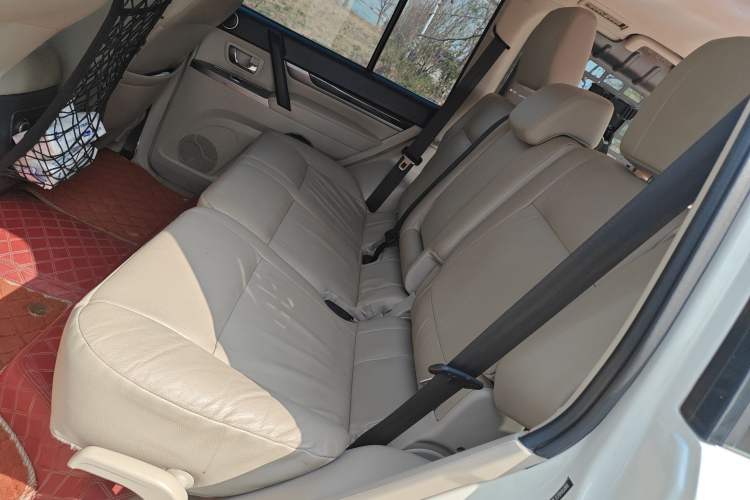 Used Mitsubishi Pajero 2018 V97 3.8L 5-Door GLS Sunroof Single-Difference Model – Middle East
