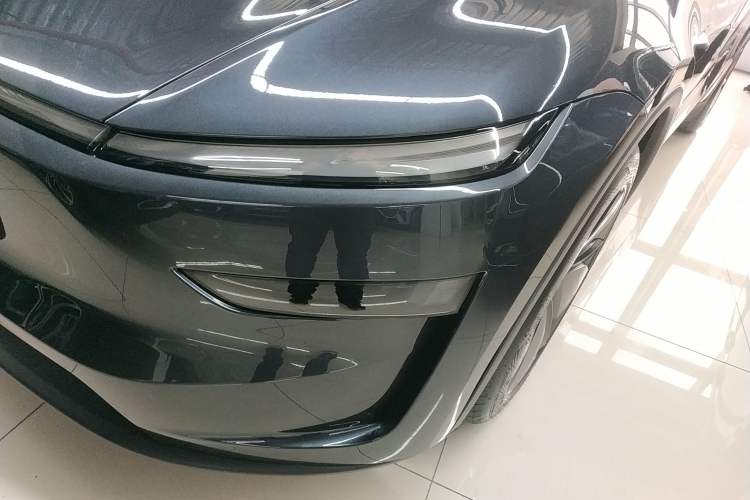 Used Tesla Model Y 2025 Rear-Wheel-Drive Version