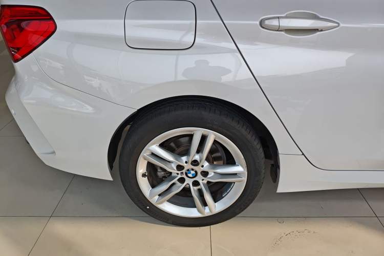 Used BMW 1 Series 2020 120i M Sport Package Exterior 5