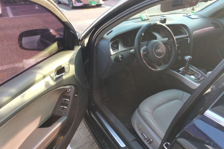 Used Audi A4L 2013 35 TFSI Automatic Standard Model Driver Seat