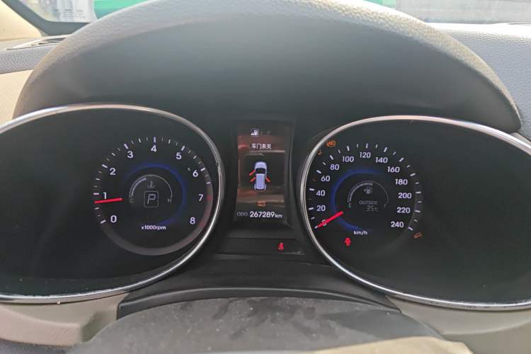 Used Hyundai Santa Fe 2013 2.4L Automatic 2WD Comfort Edition