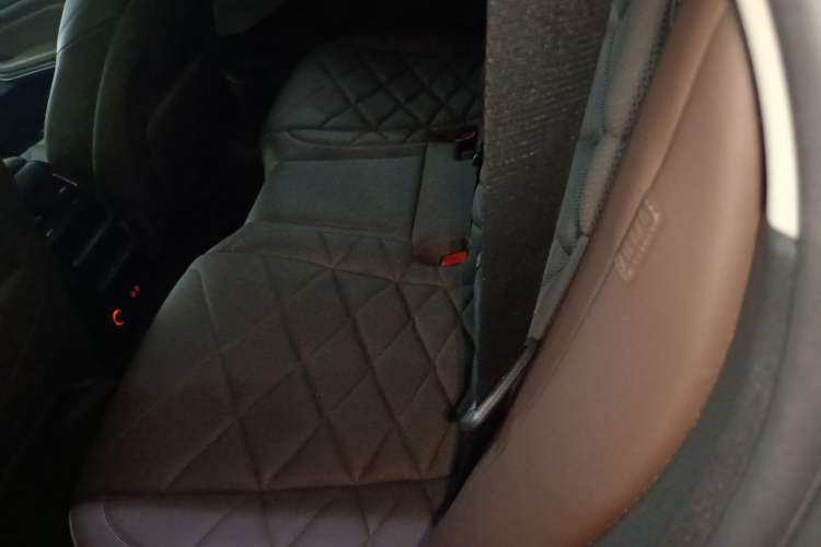 Used BMW X5 2022 xDrive 30Li Luxury M Sport Package