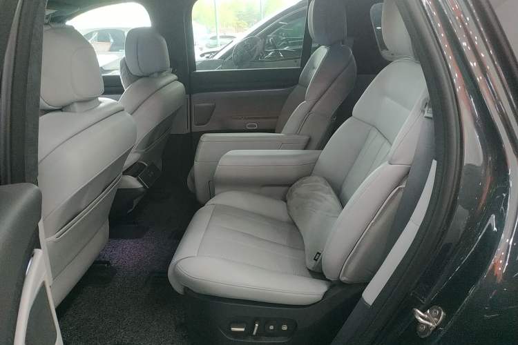 Used Nio ES8 2023 75 kWh Left Rear Seat