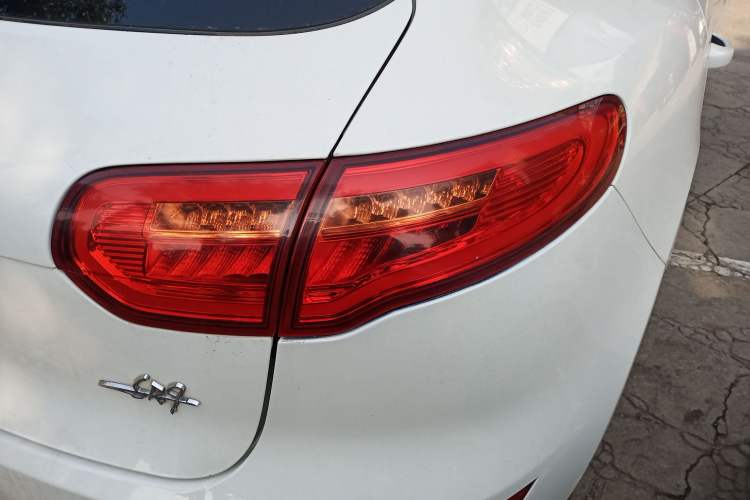 Used Zotye SR9 2017 2.0T Manual "Ultimate Light" Edition