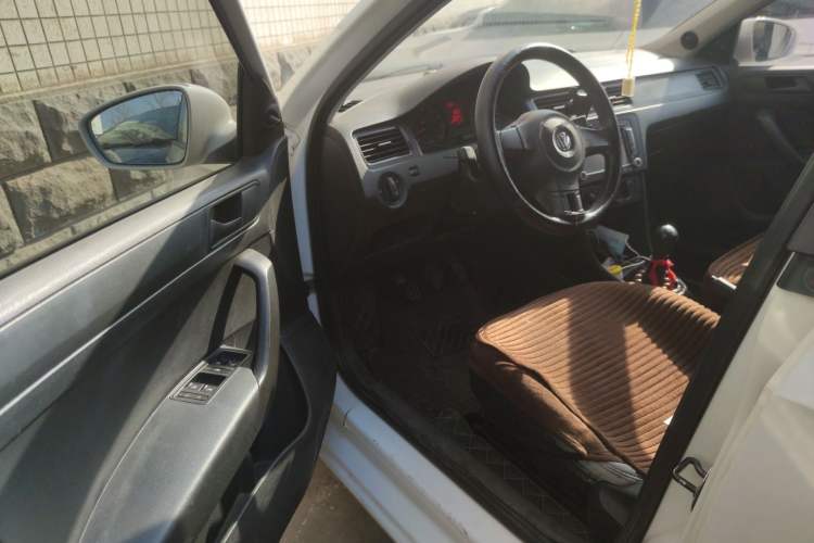 Used Volkswagen Santana 2013 1.4L Manual Fashion Edition Driver Seat