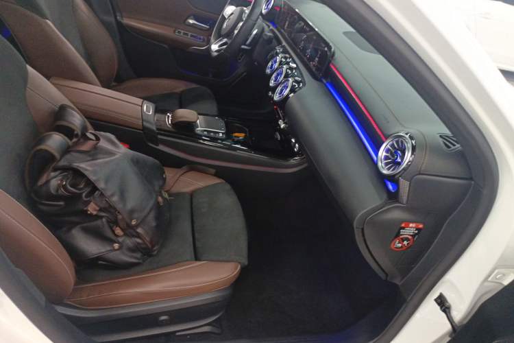 Used Mercedes-Benz A-Class 2022 A 200 L Sport Sedan Fashion Model Right Front Seat