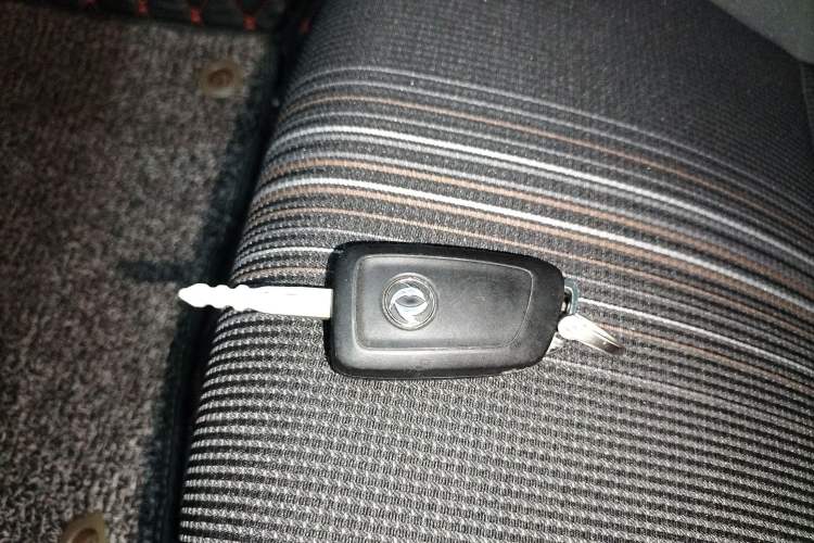 Used Dongfeng Aeolus AX3 2016 1.5L Automatic Shangkue Model
