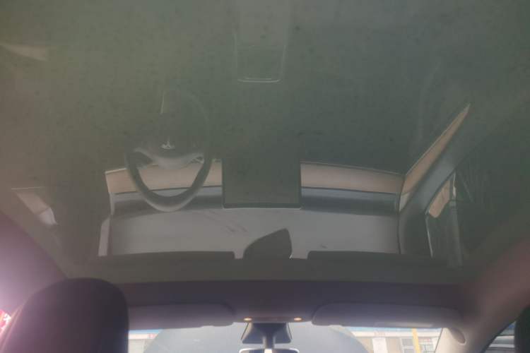 Used Tesla Model Y 2021 Long-Range All-Wheel-Drive Version 3D7 Headliner