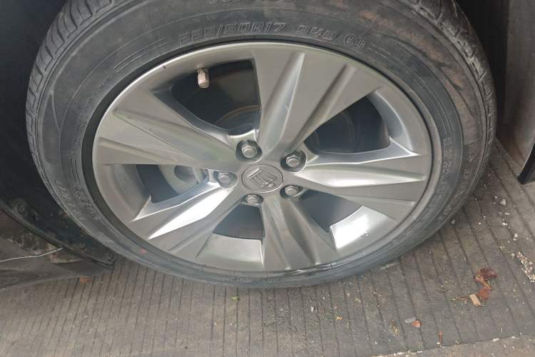 Used Toyota Crown 2015 2.0T Fashion Edition
