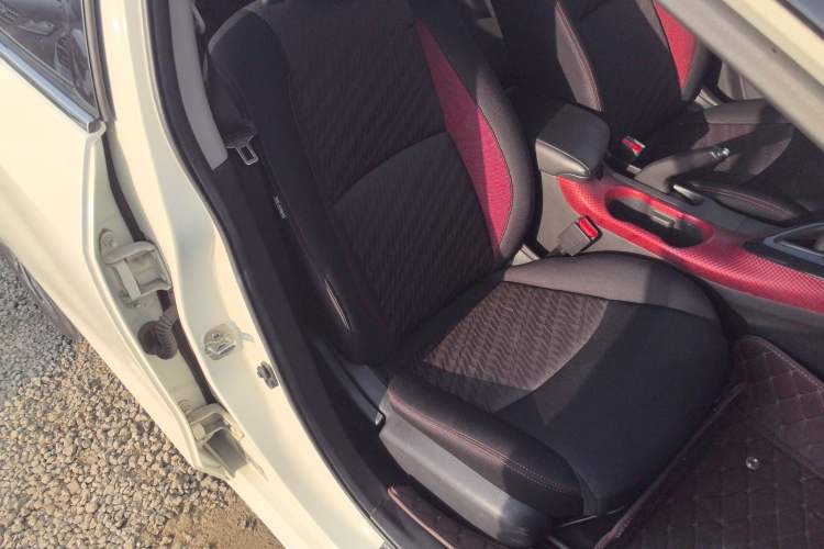 Used Nissan Lannia 2016 1.6L Manual Cool Edition