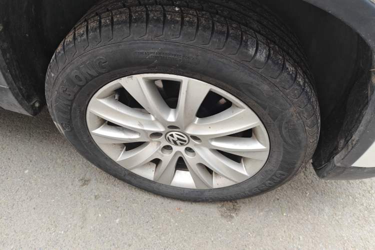 Used Volkswagen Tiguan 2012 2.0 TSI Automatic All-Wheel Drive Flagship Edition
